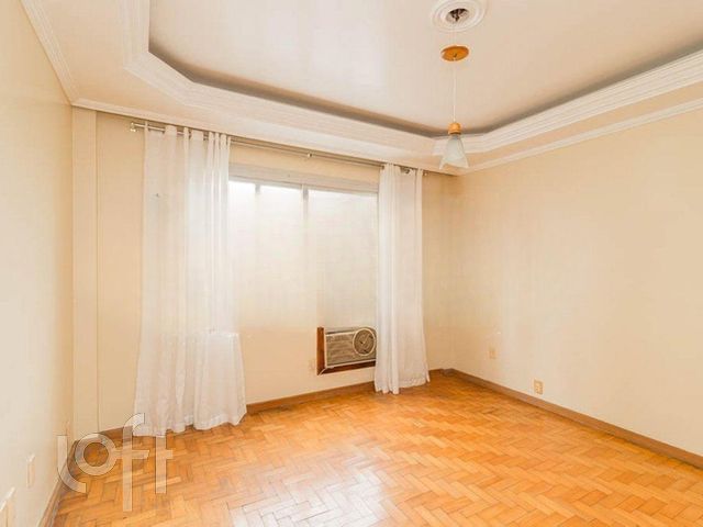 Apartamento com 95m², 3 dormitórios, 1 vaga, Rio Branco em Porto Alegre