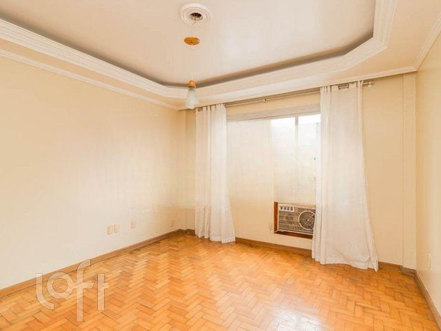 Apartamento com 95m², 3 dormitórios, 1 vaga, Rio Branco em Porto Alegre