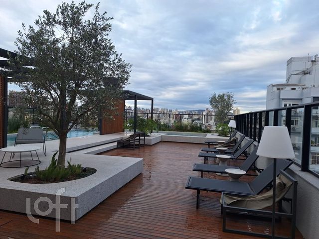 Apartamento com 33m², 1 dormitório, 1 vaga, Rio Branco em Porto Alegre