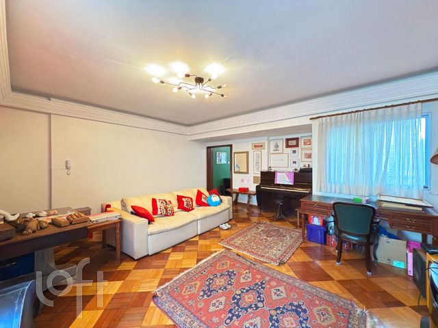 Apartamento com 209m², 4 dormitórios, 1 suíte, 1 vaga, Bom Fim em Porto Alegre