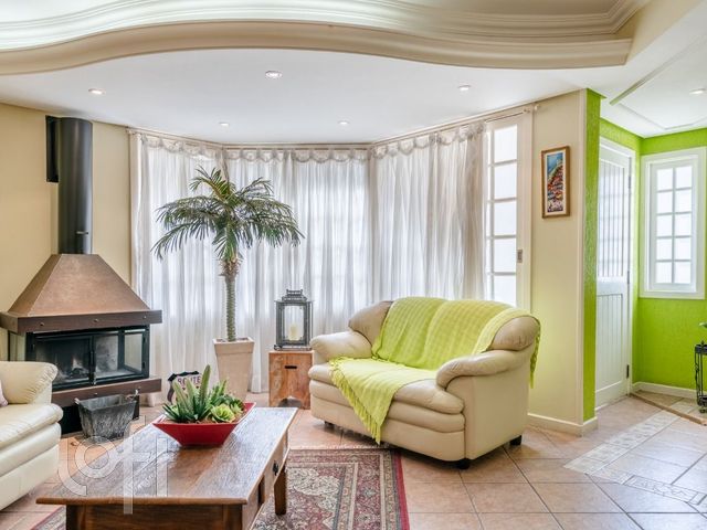 Casa em Condomínio com 289m², 4 dormitórios, 2 suítes, 3 vagas, Boa Vista em Porto Alegre