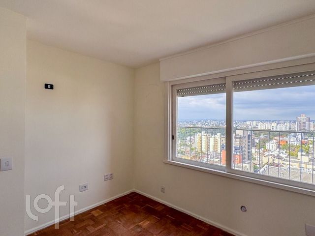 Apartamento com 117m², 3 dormitórios, 1 suíte, Higienópolis em Porto Alegre