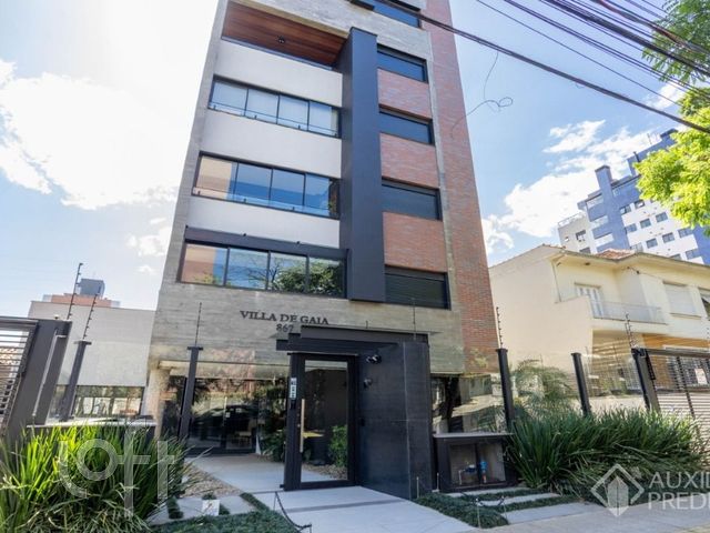 Apartamento com 94m², 2 dormitórios, 2 suítes, 2 vagas, Petrópolis em Porto Alegre