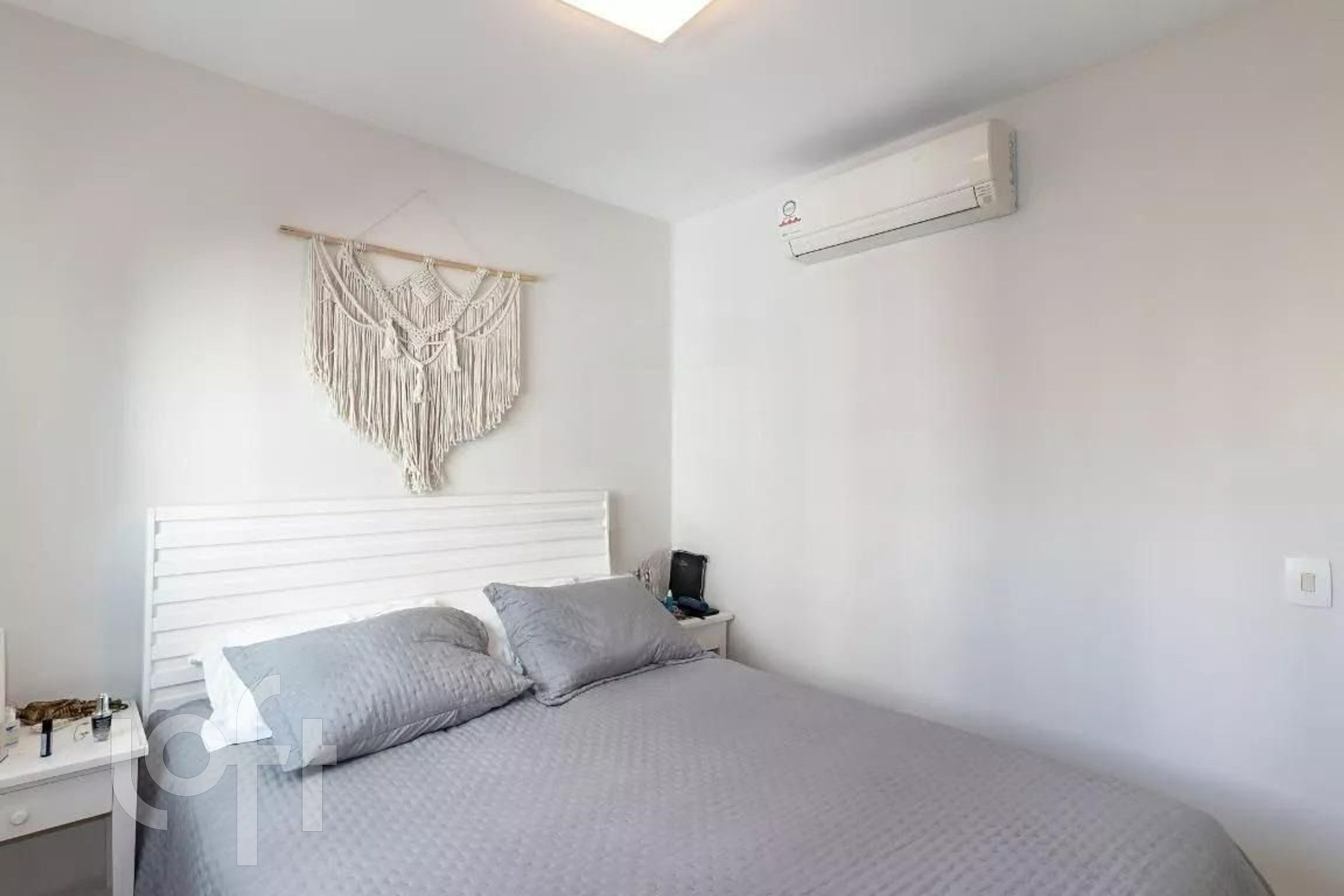 Apartamento à venda com 2 quartos, 73m² - Foto 13