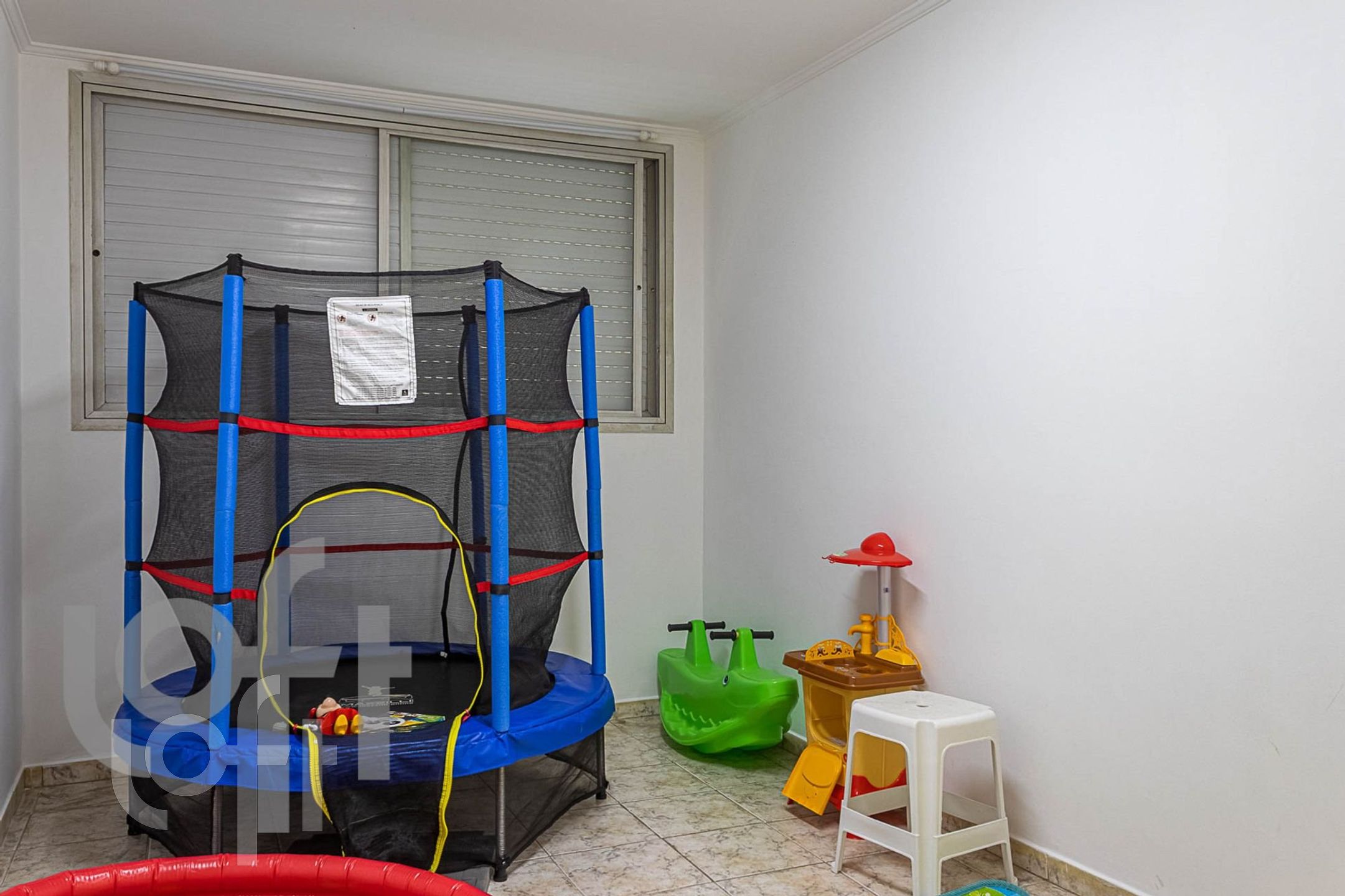 Apartamento à venda com 3 quartos, 146m² - Foto 33