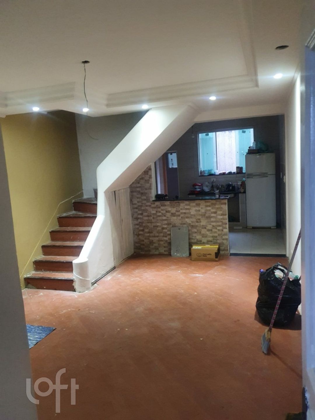 Casa à venda com 3 quartos, 175m² - Foto 2