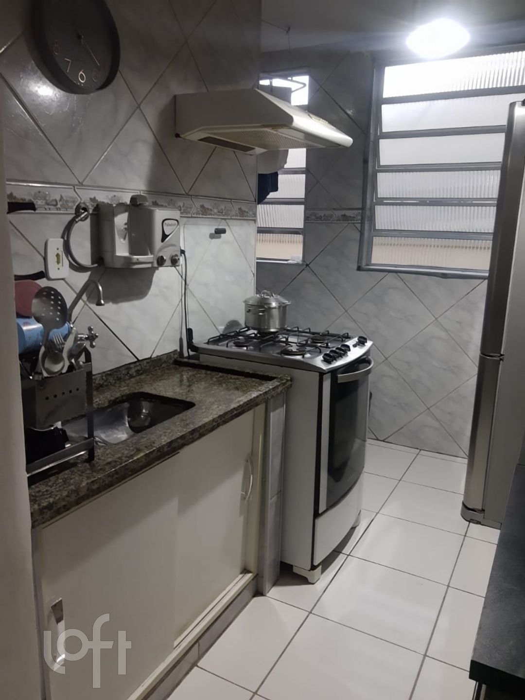 Apartamento à venda com 2 quartos, 50m² - Foto 4