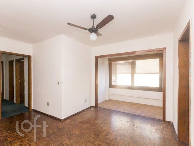 Apartamento com 65m², 2 dormitórios, 1 vaga, Higienópolis em Porto Alegre