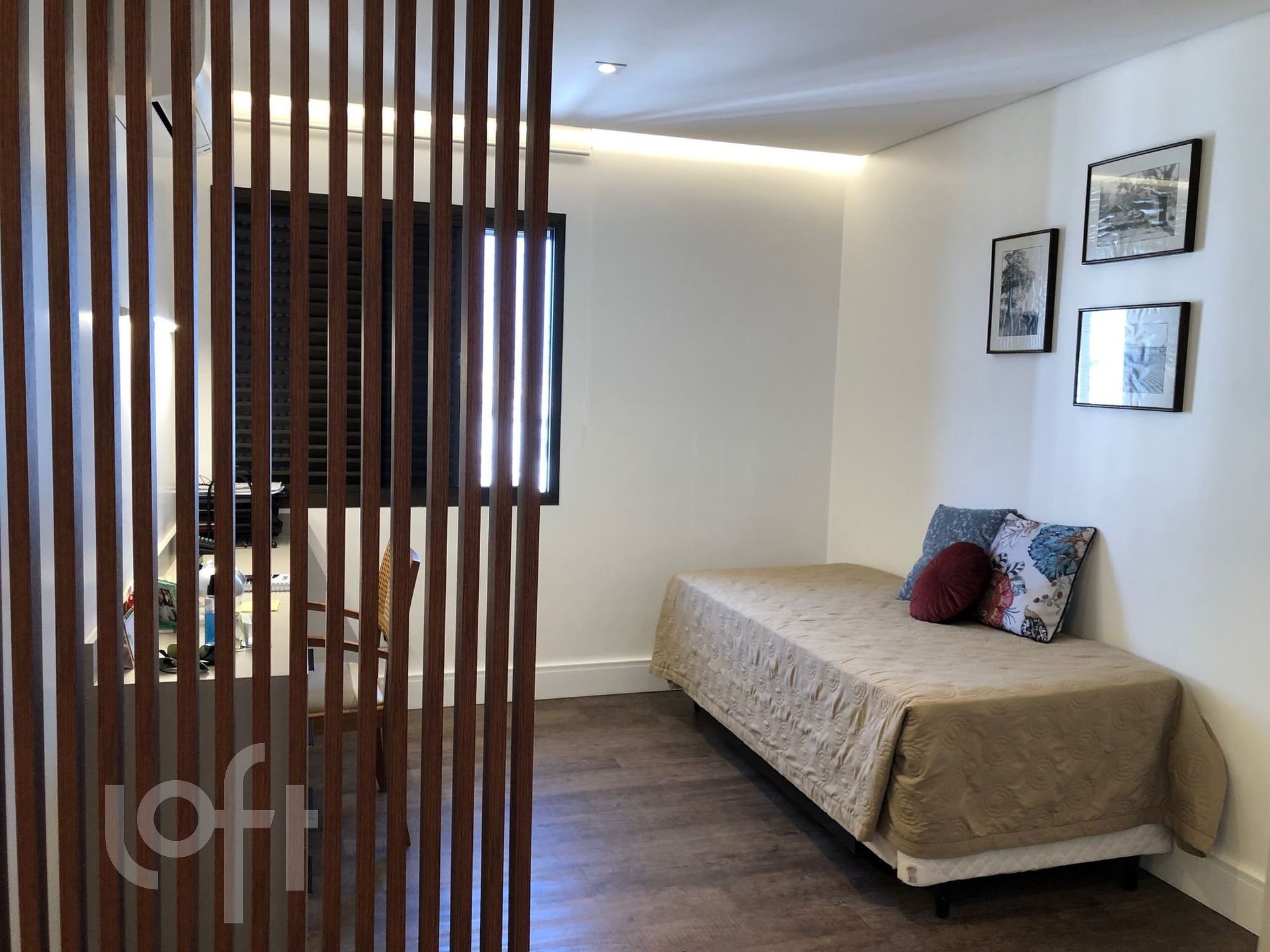 Apartamento à venda com 3 quartos, 93m² - Foto 4