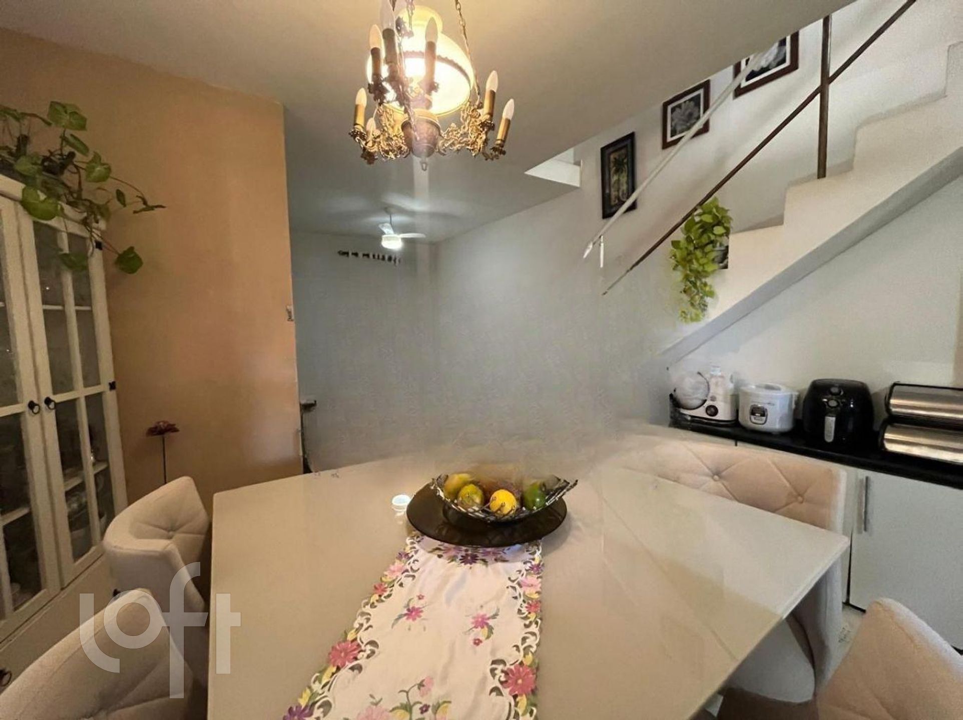 Casa Residencial com 102m², 3 quartos, 3 garagens, no bairro São João do Rio Vermelho em Florianópolis