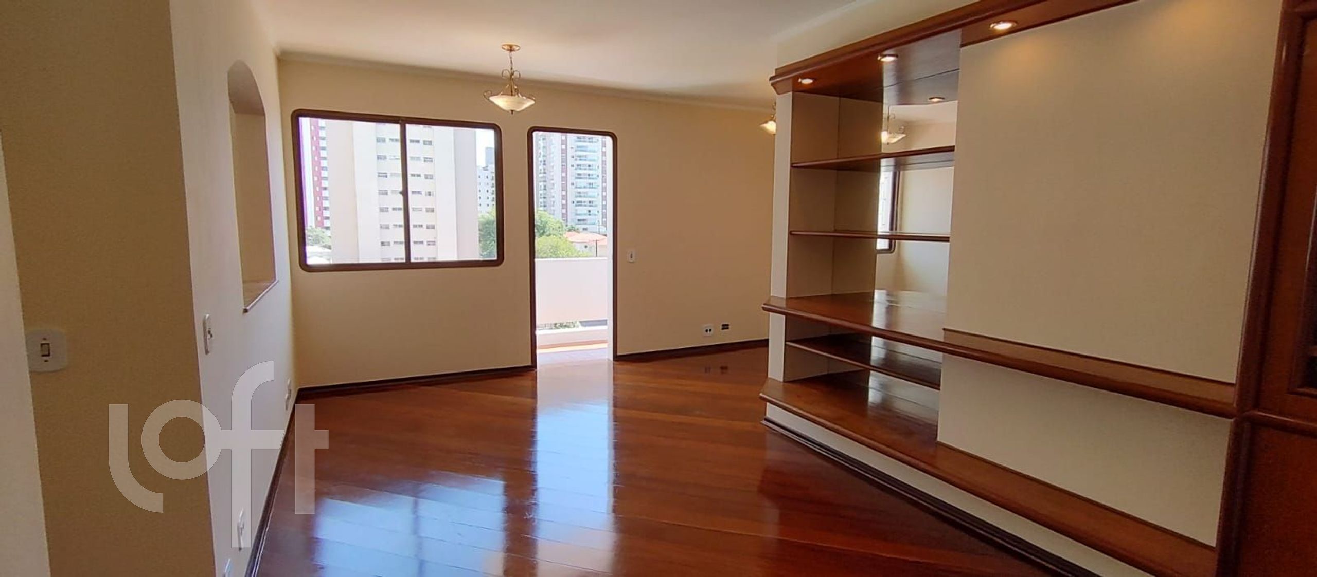 Apartamento à venda com 3 quartos, 105m² - Foto 1