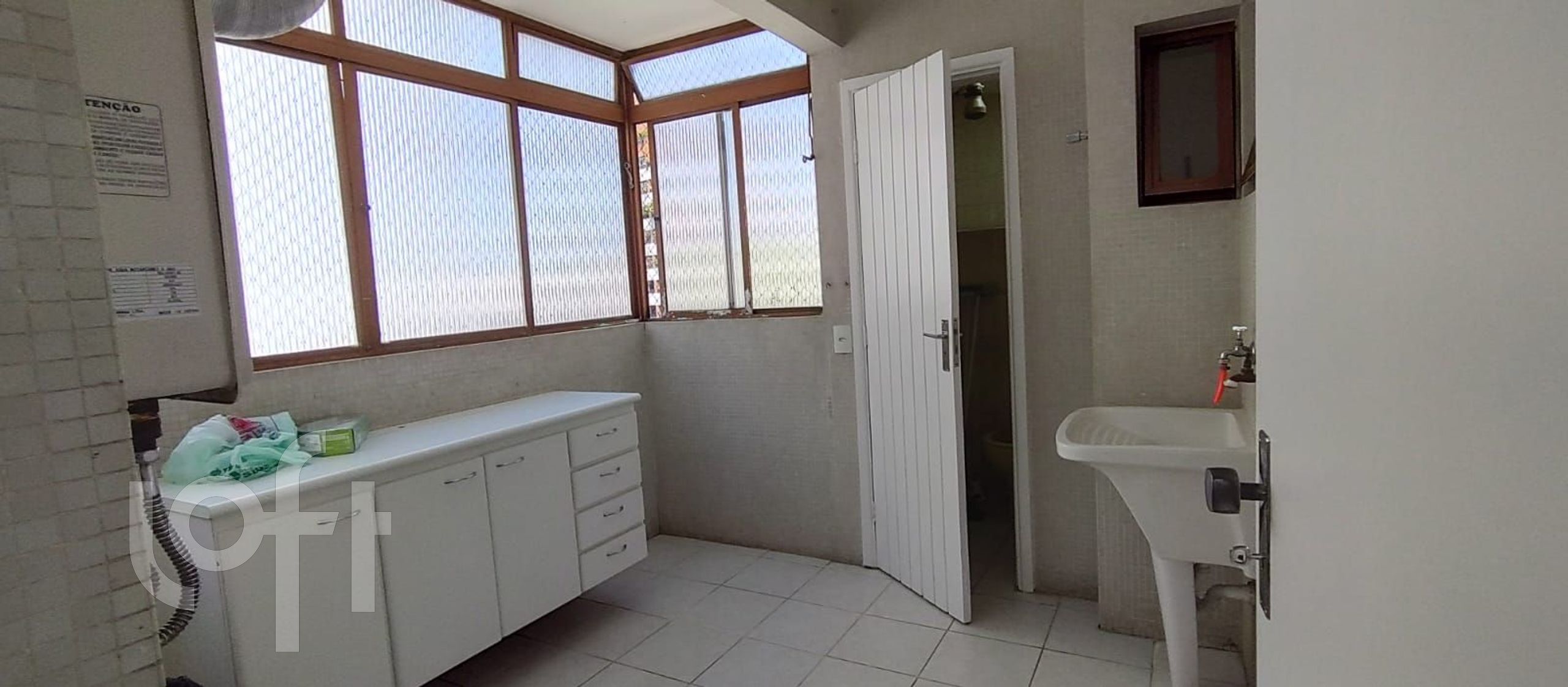 Apartamento à venda com 3 quartos, 105m² - Foto 12