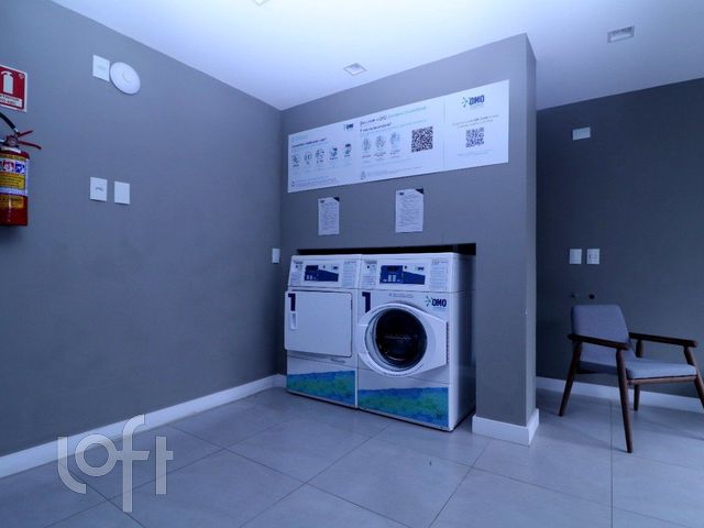 Apartamento com 43m², 1 dormitório, 1 vaga, Auxiliadora em Porto Alegre