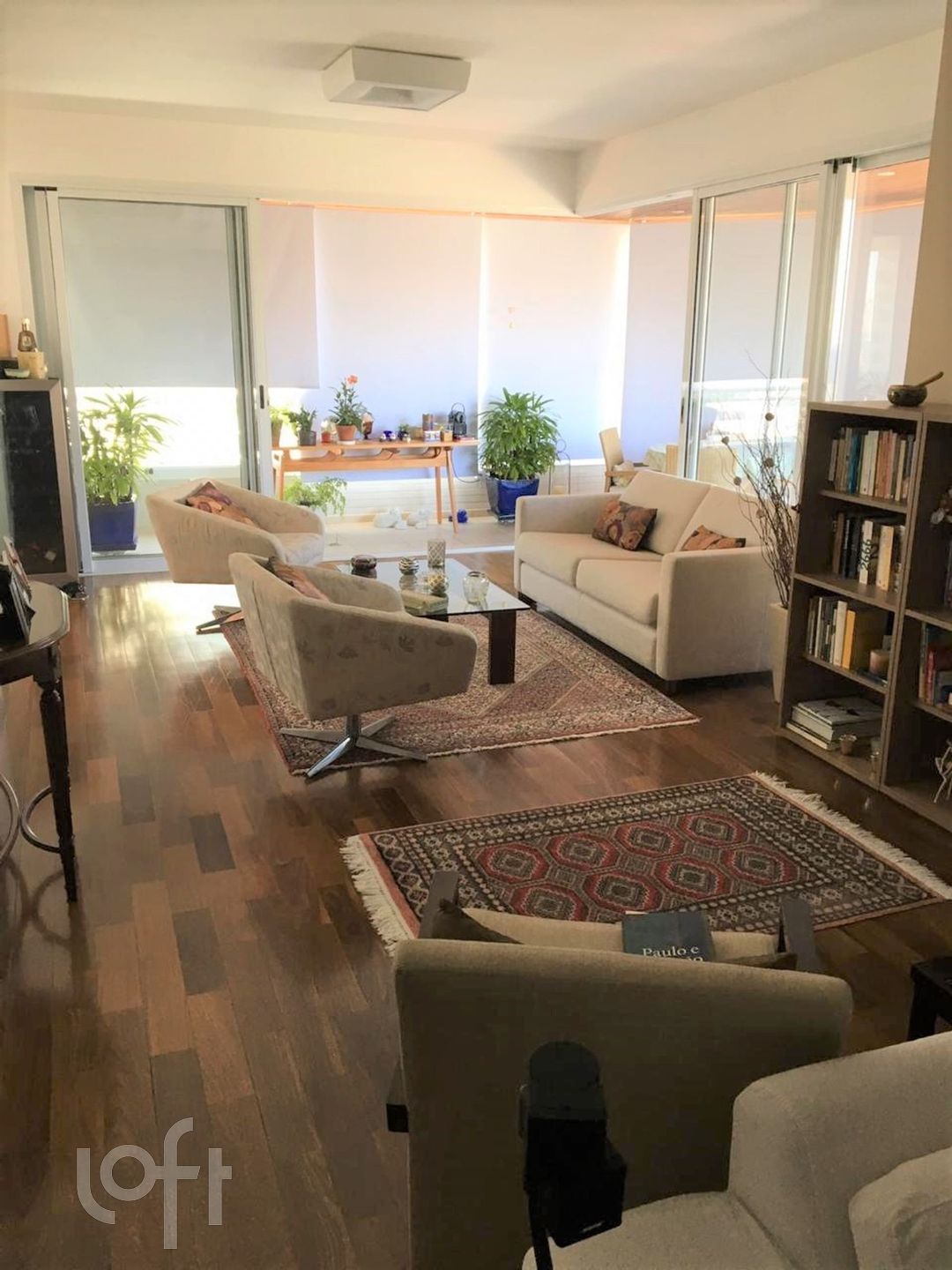 Apartamento à venda com 3 quartos, 210m² - Foto 1