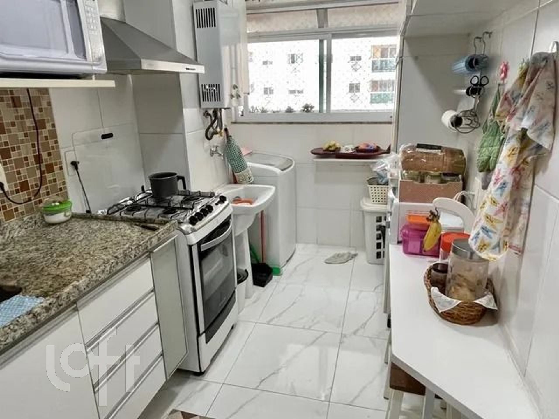 Apartamento à venda com 3 quartos, 90m² - Foto 15