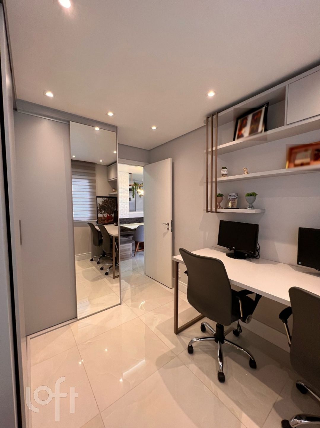 Apartamento à venda com 2 quartos, 51m² - Foto 18