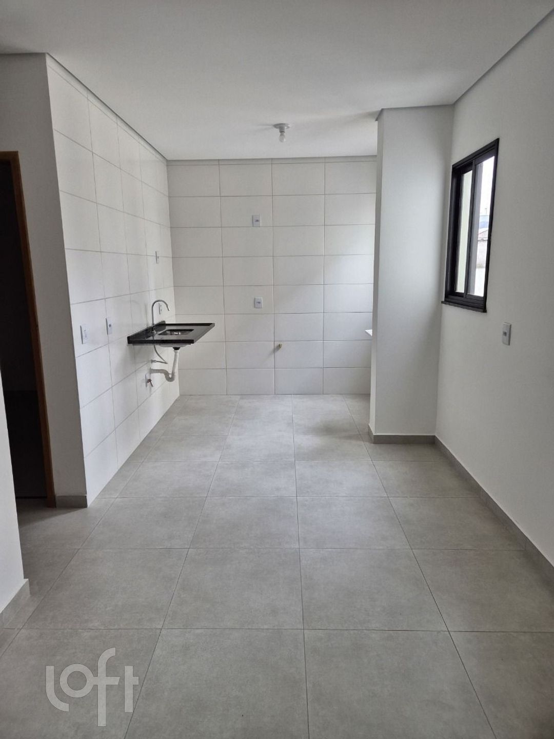 Apartamento à venda com 2 quartos, 37m² - Foto 7