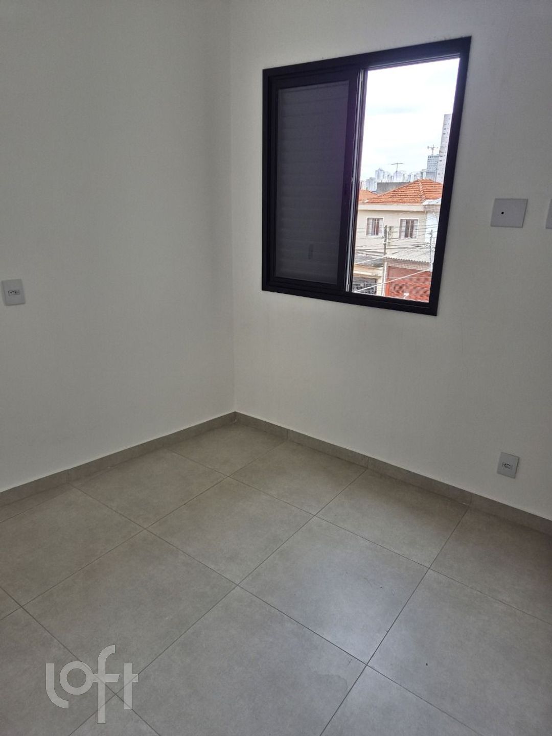 Apartamento à venda com 2 quartos, 37m² - Foto 1