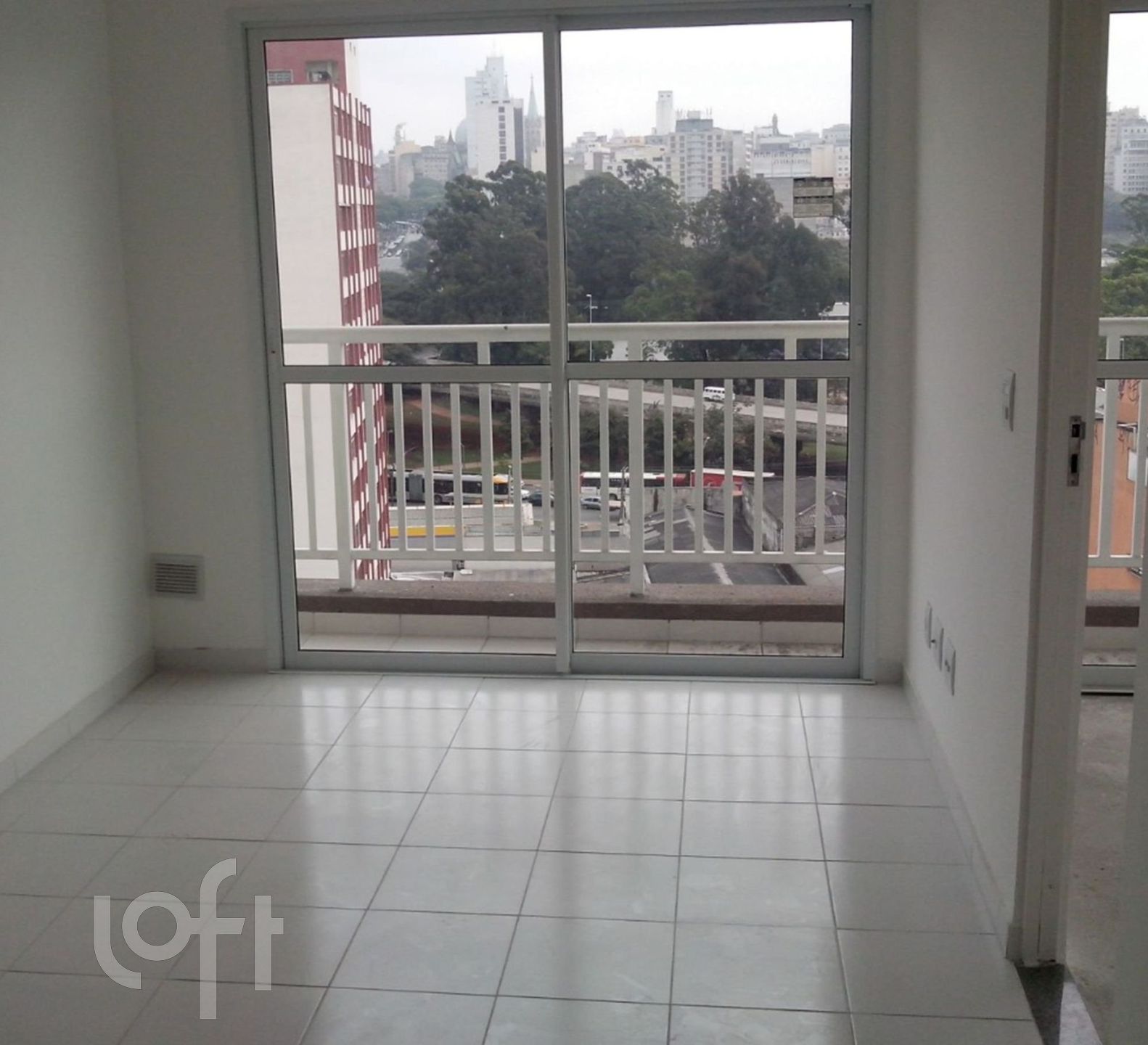 Apartamento à venda com 1 quarto, 32m² - Foto 6