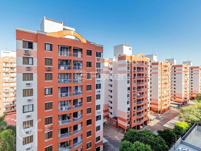 Apartamento com 67m², 3 dormitórios, 1 suíte, 1 vaga, Cristo Redentor em Porto Alegre