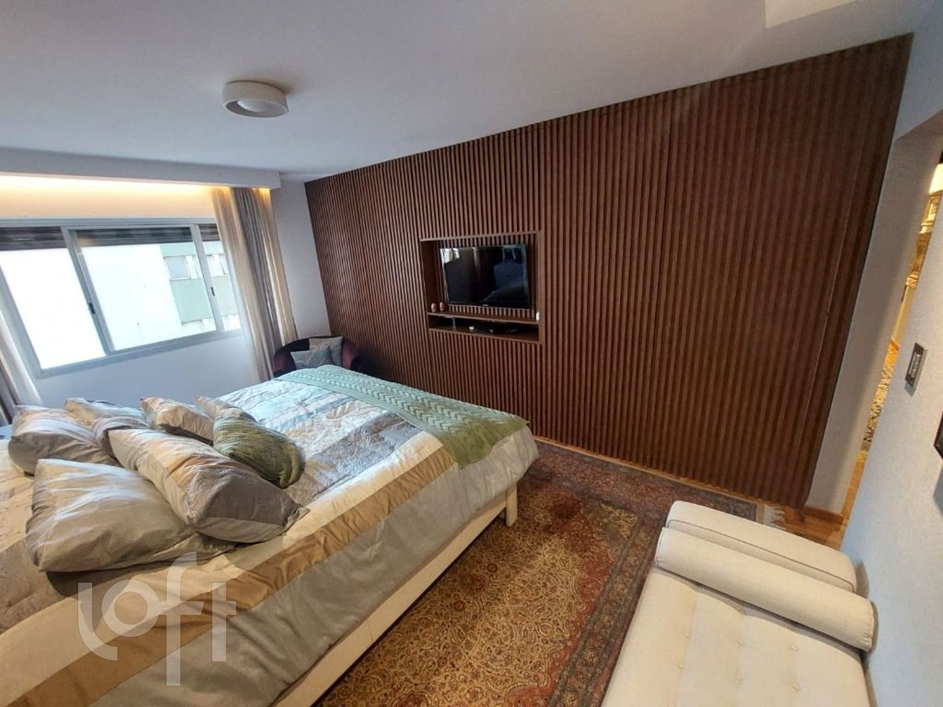 Apartamento à venda com 3 quartos, 256m² - Foto 14