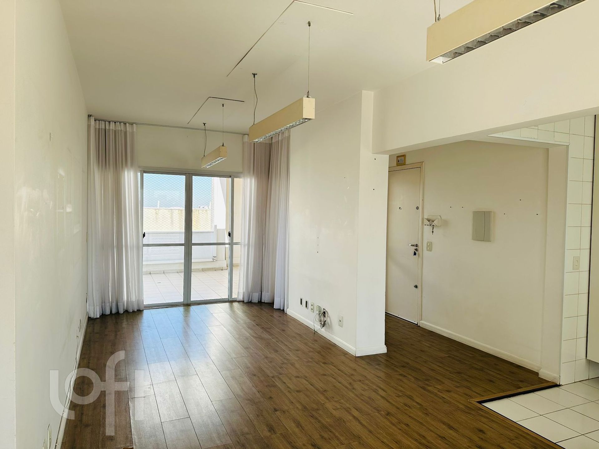 Apartamento à venda com 2 quartos, 124m² - Foto 3