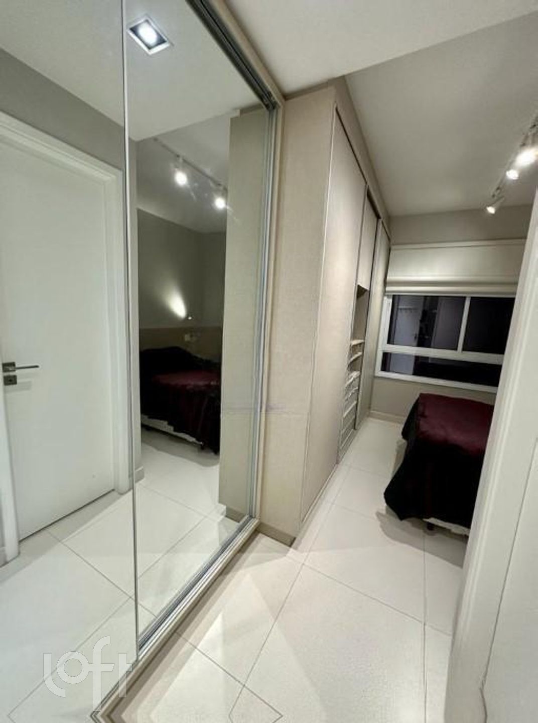 Apartamento à venda com 2 quartos, 69m² - Foto 57