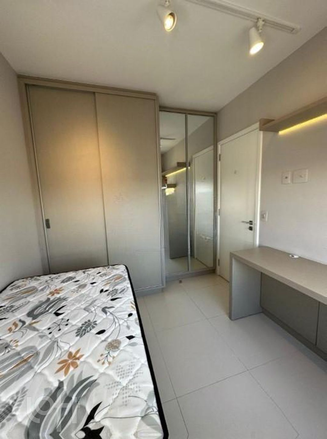 Apartamento à venda com 2 quartos, 69m² - Foto 53