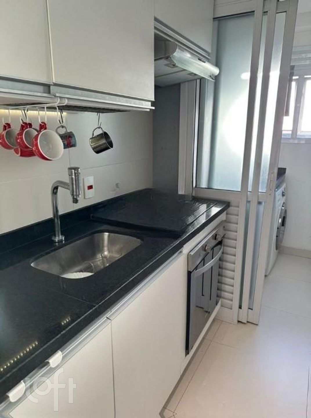 Apartamento à venda com 2 quartos, 69m² - Foto 42