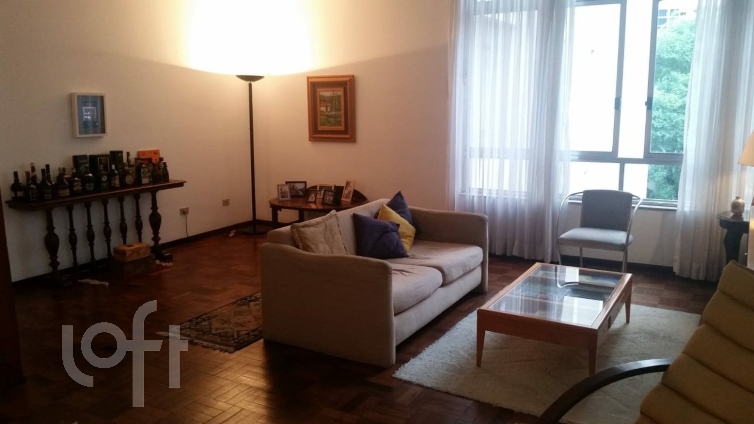 Apartamento à venda com 3 quartos, 200m² - Foto 1