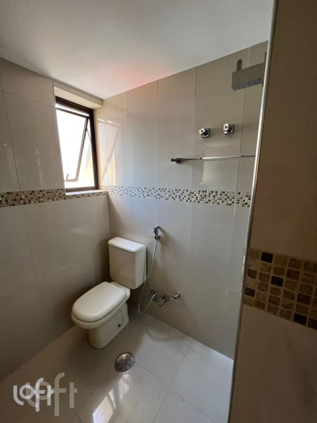 Apartamento à venda com 1 quarto, 42m² - Foto 11