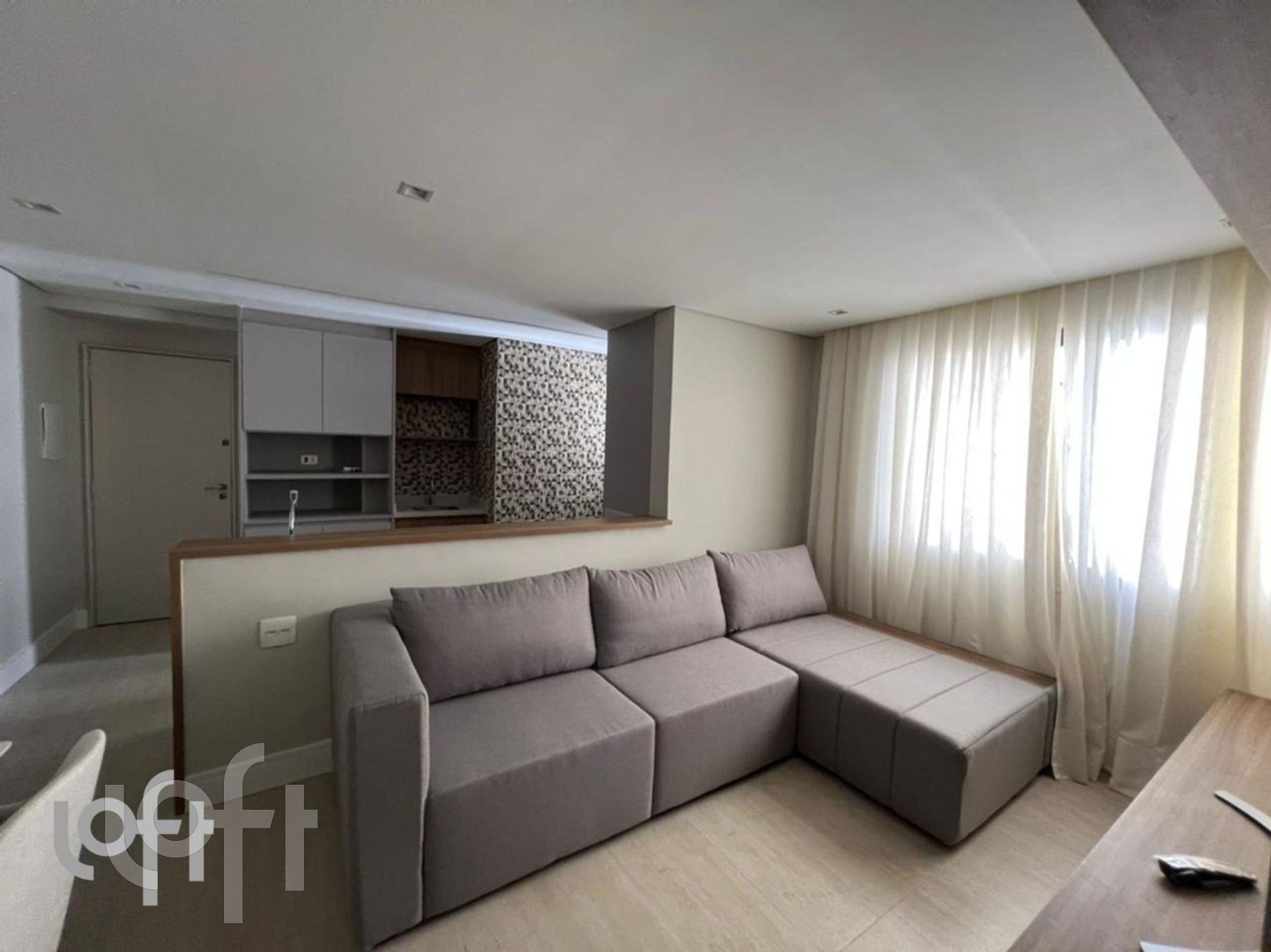 Apartamento à venda com 1 quarto, 42m² - Foto 3