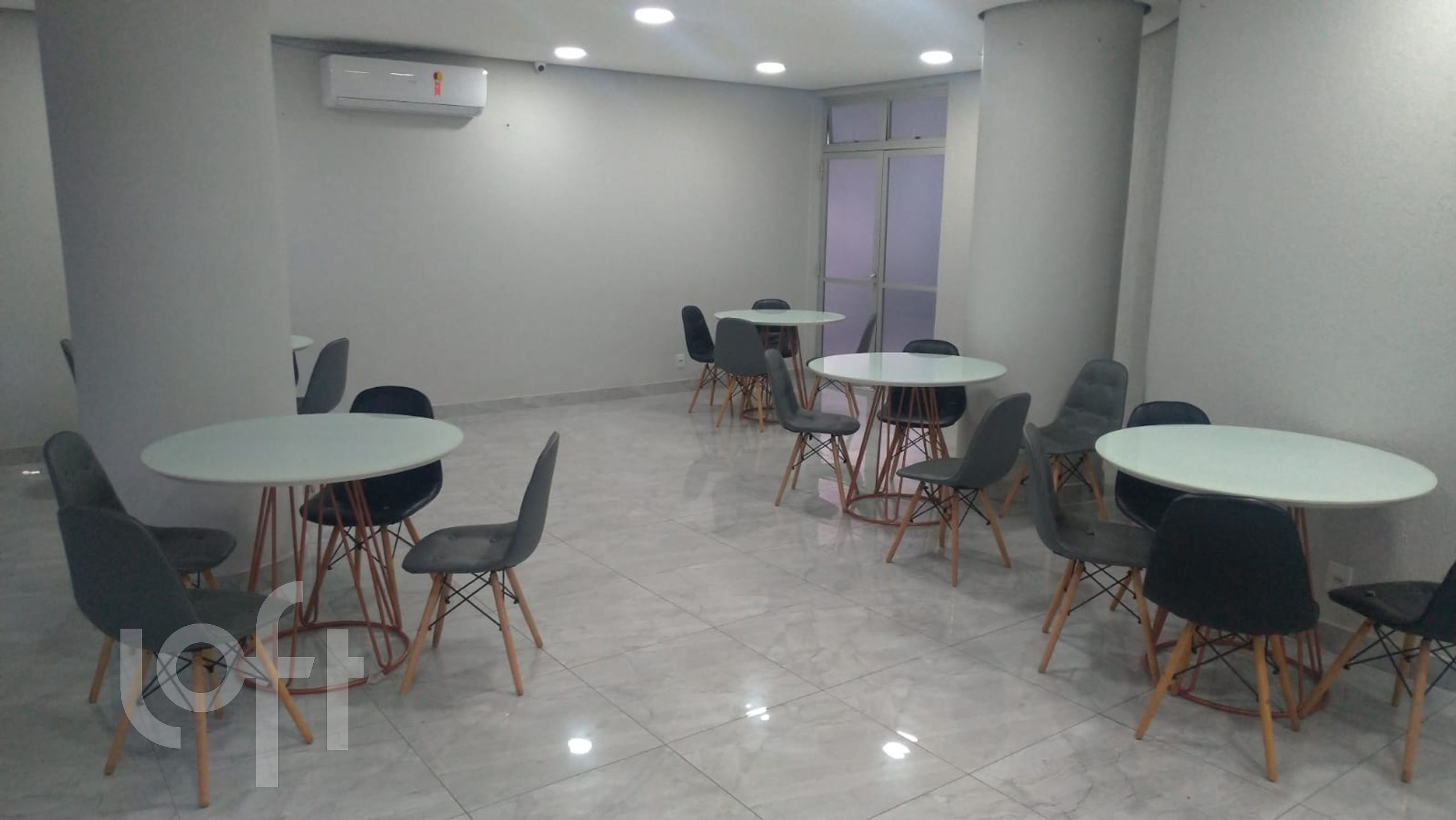 Apartamento à venda com 2 quartos, 57m² - Foto 19