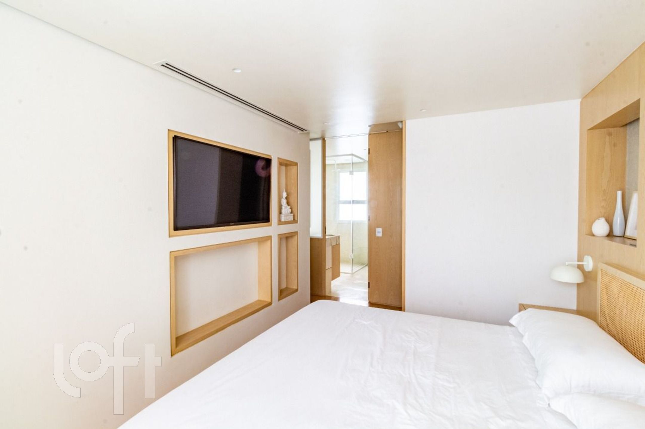 Apartamento à venda com 3 quartos, 197m² - Foto 10