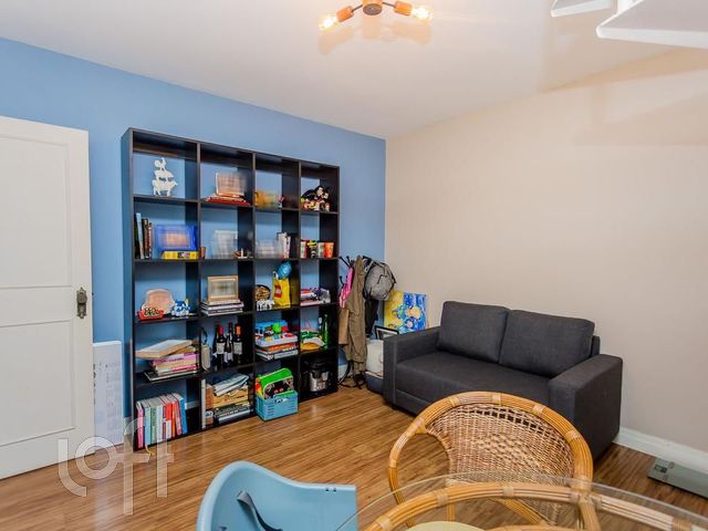 Apartamento com 137m², 4 dormitórios, 2 suítes, 2 vagas, Petrópolis em Porto Alegre