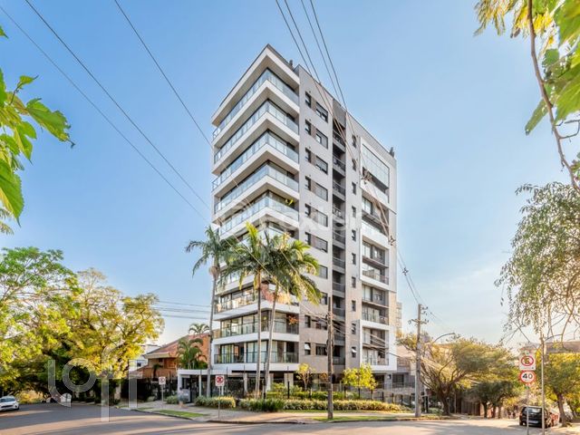 Apartamento com 96m², 2 dormitórios, 2 suítes, 2 vagas, Rio Branco em Porto Alegre