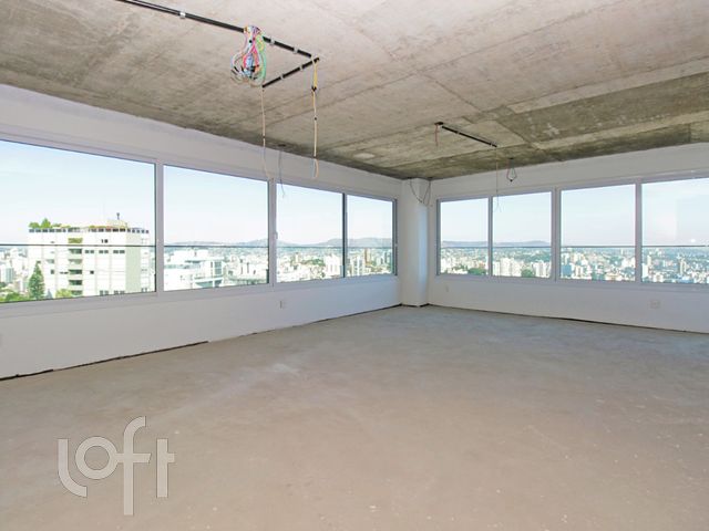 Apartamento com 257m², 4 dormitórios, 3 suítes, 4 vagas, Bela Vista em Porto Alegre