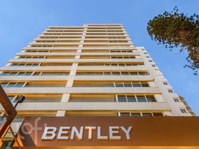 Apartamento com 257m², 4 dormitórios, 3 suítes, 4 vagas, Bela Vista em Porto Alegre