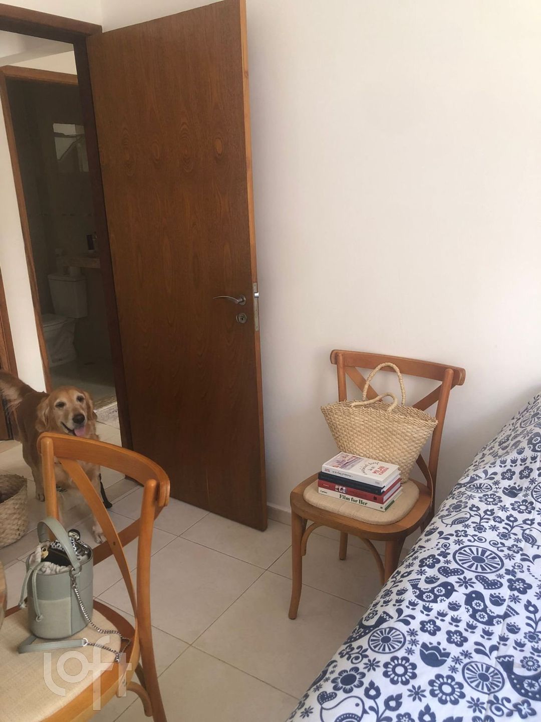 Apartamento à venda com 3 quartos, 75m² - Foto 2