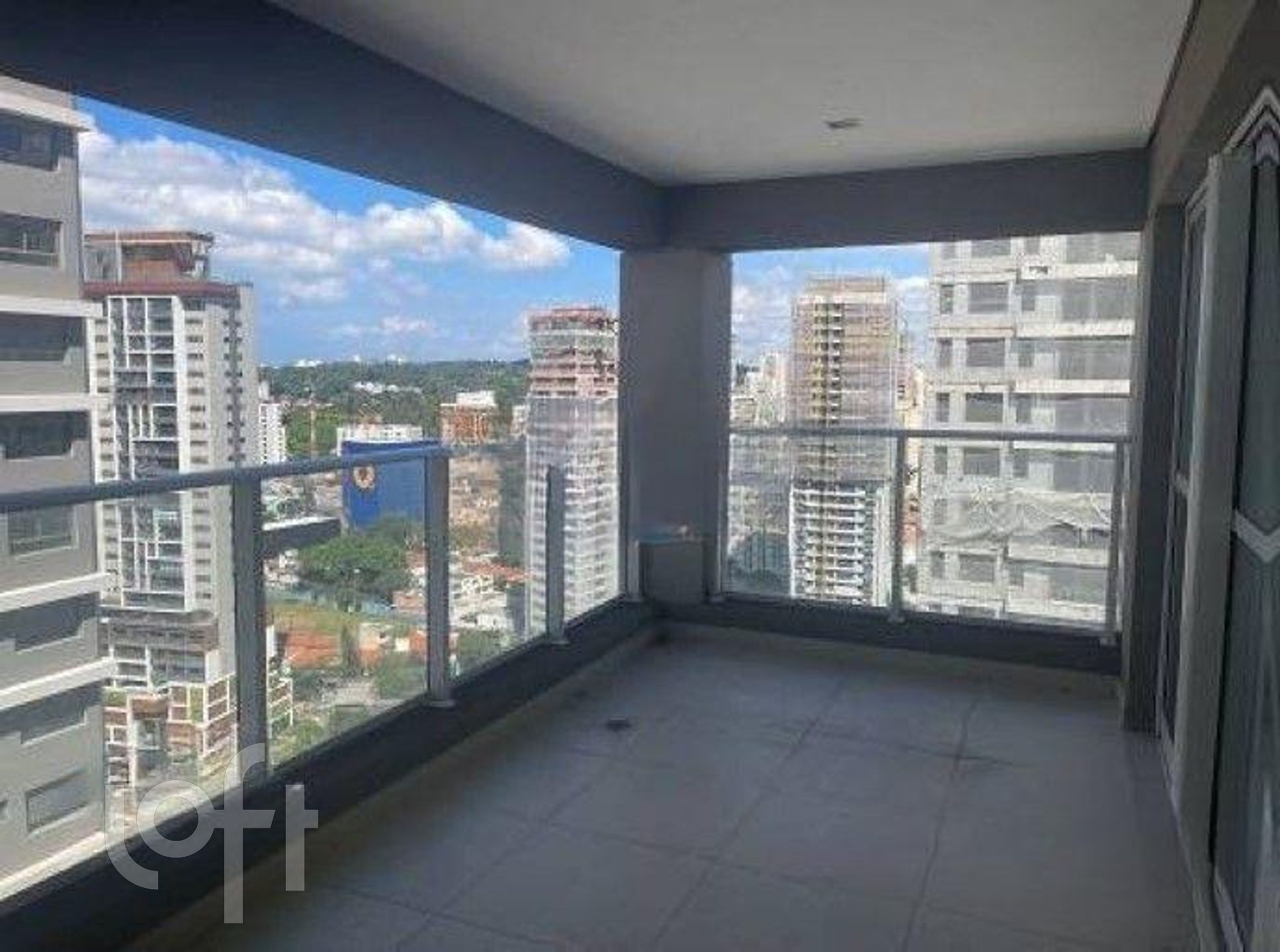 Apartamento à venda com 2 quartos, 102m² - Foto 2