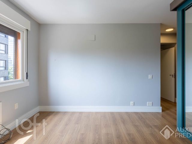 Apartamento com 155m², 3 dormitórios, 1 suíte, 3 vagas, Bela Vista em Porto Alegre