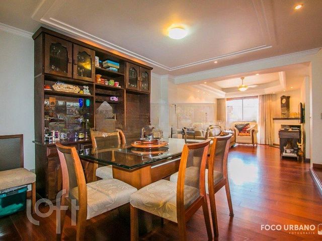 Casa em Condomínio com 301m², 4 dormitórios, 2 suítes, 2 vagas, Chácara das Pedras em Porto Alegre