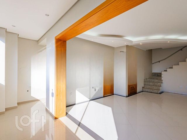 Apartamento com 251m², 3 dormitórios, 1 suíte, 4 vagas, Vila Ipiranga em Porto Alegre