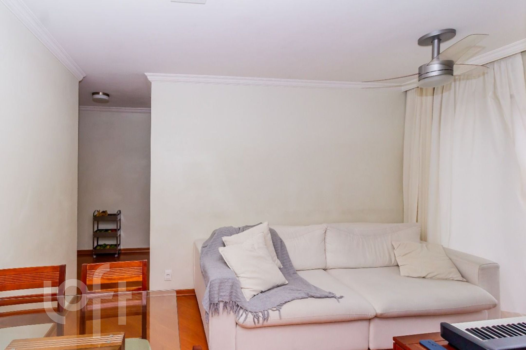 Apartamento à venda com 2 quartos, 50m² - Foto 2