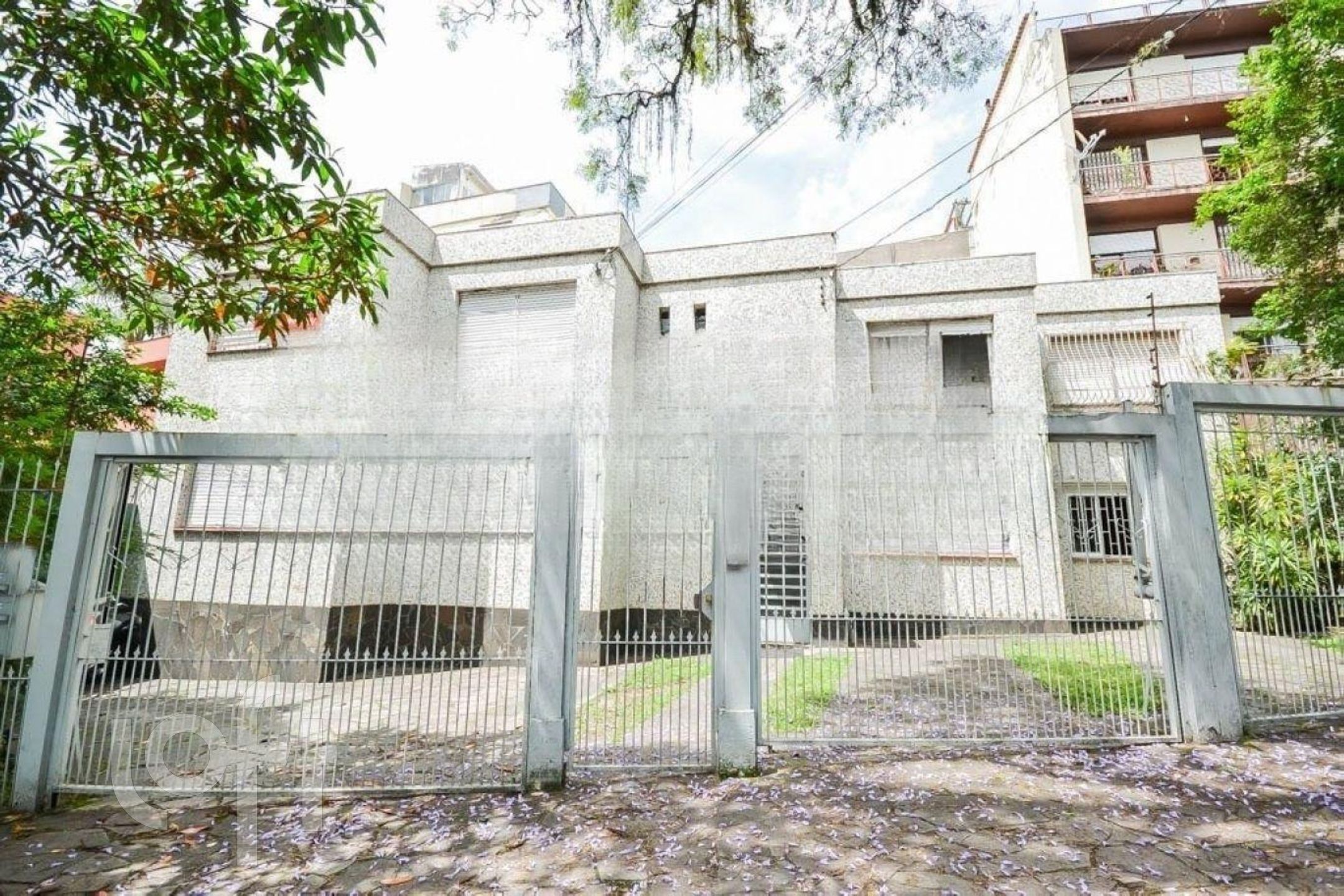 Apartamento com 80m², 3 dormitórios, 1 vaga, Três Figueiras em Porto Alegre