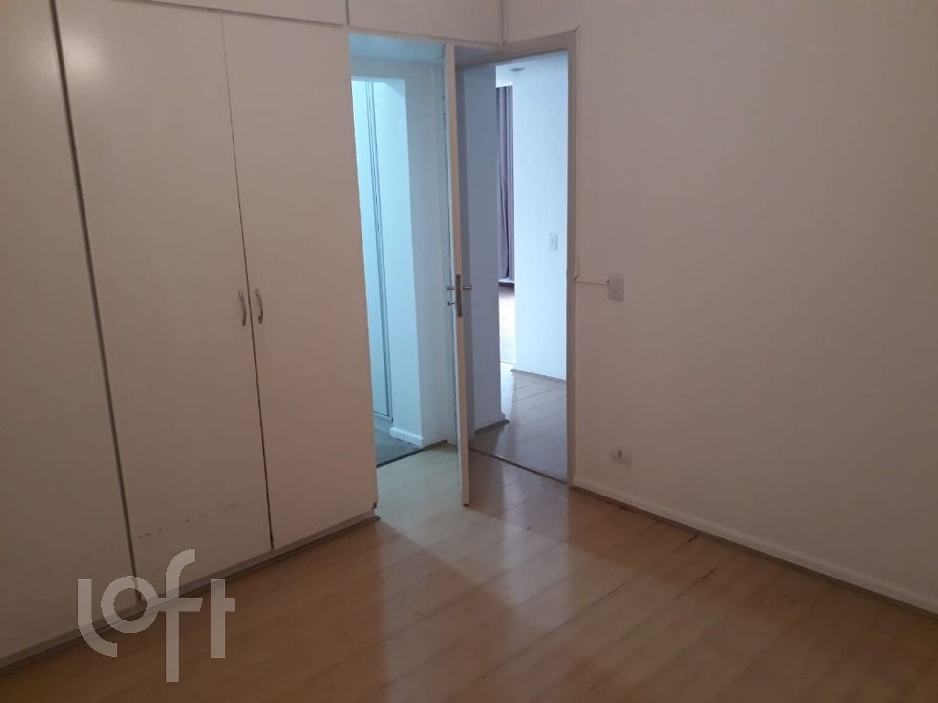 Apartamento à venda com 2 quartos, 76m² - Foto 11