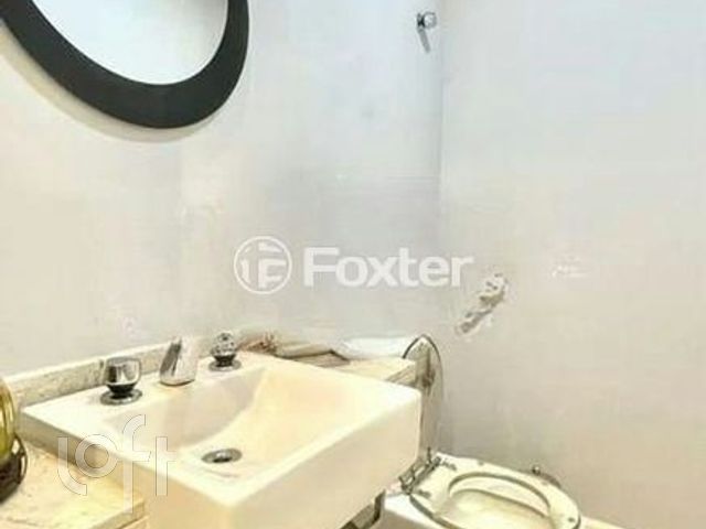 Apartamento com 111m², 3 dormitórios, 1 suíte, 2 vagas, Rio Branco em Porto Alegre