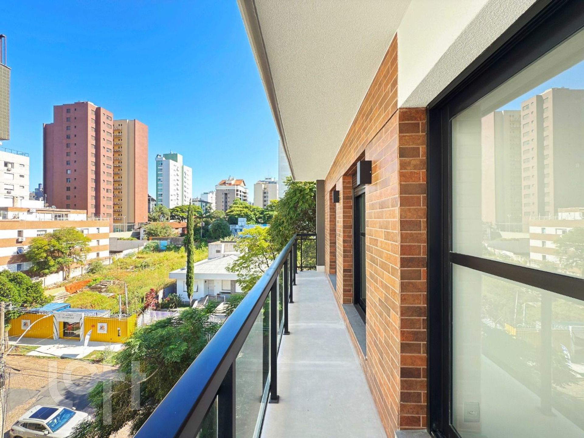 Apartamento com 73m², 2 dormitórios, 1 suíte, 2 vagas, Jardim Botânico em Porto Alegre