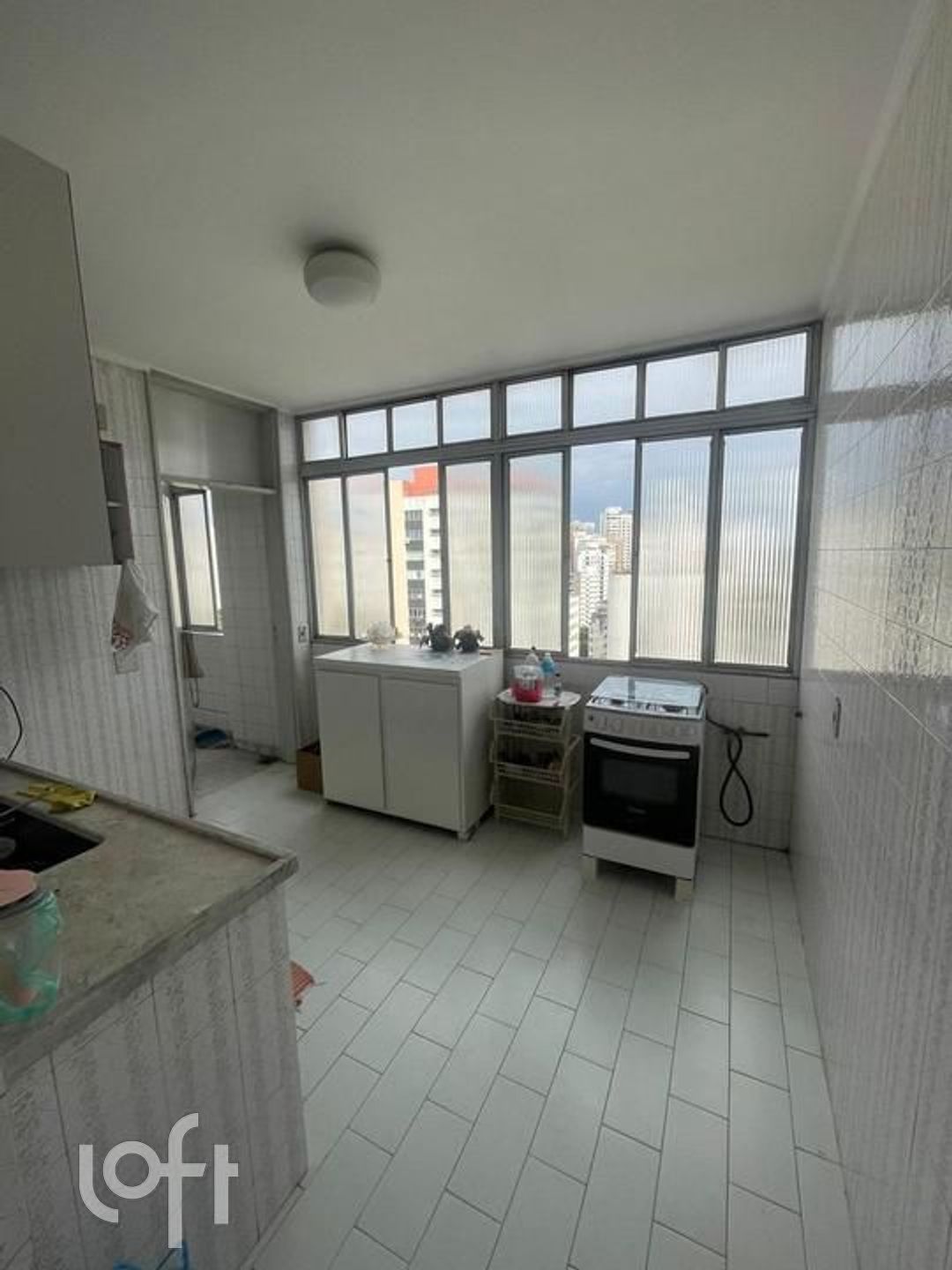 Apartamento à venda com 4 quartos, 320m² - Foto 2