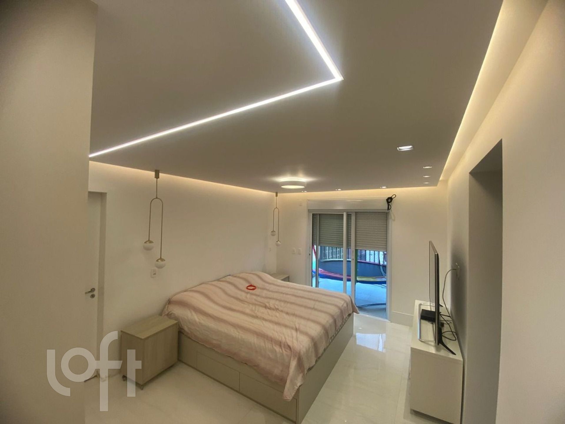 Apartamento à venda com 3 quartos, 250m² - Foto 11